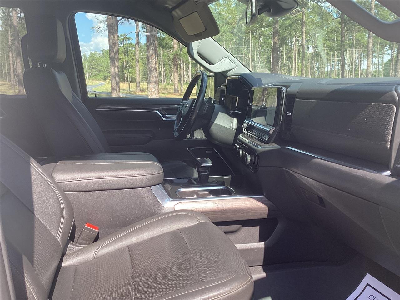 Chevrolet Silverado 1500 4WD Crew Cab 147" LTZ 2023