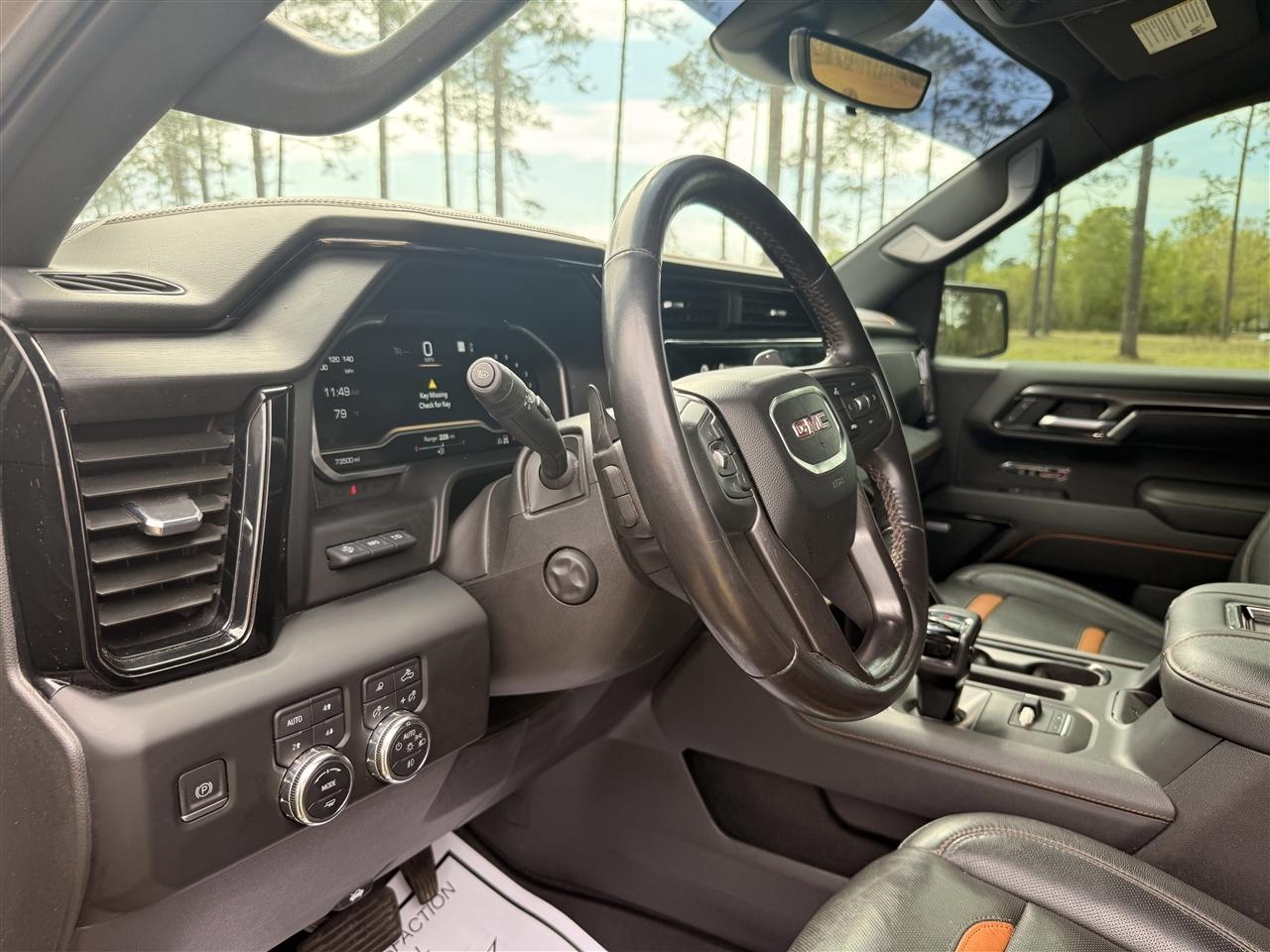 GMC Sierra 1500 4WD Crew Cab 157" AT4 2022