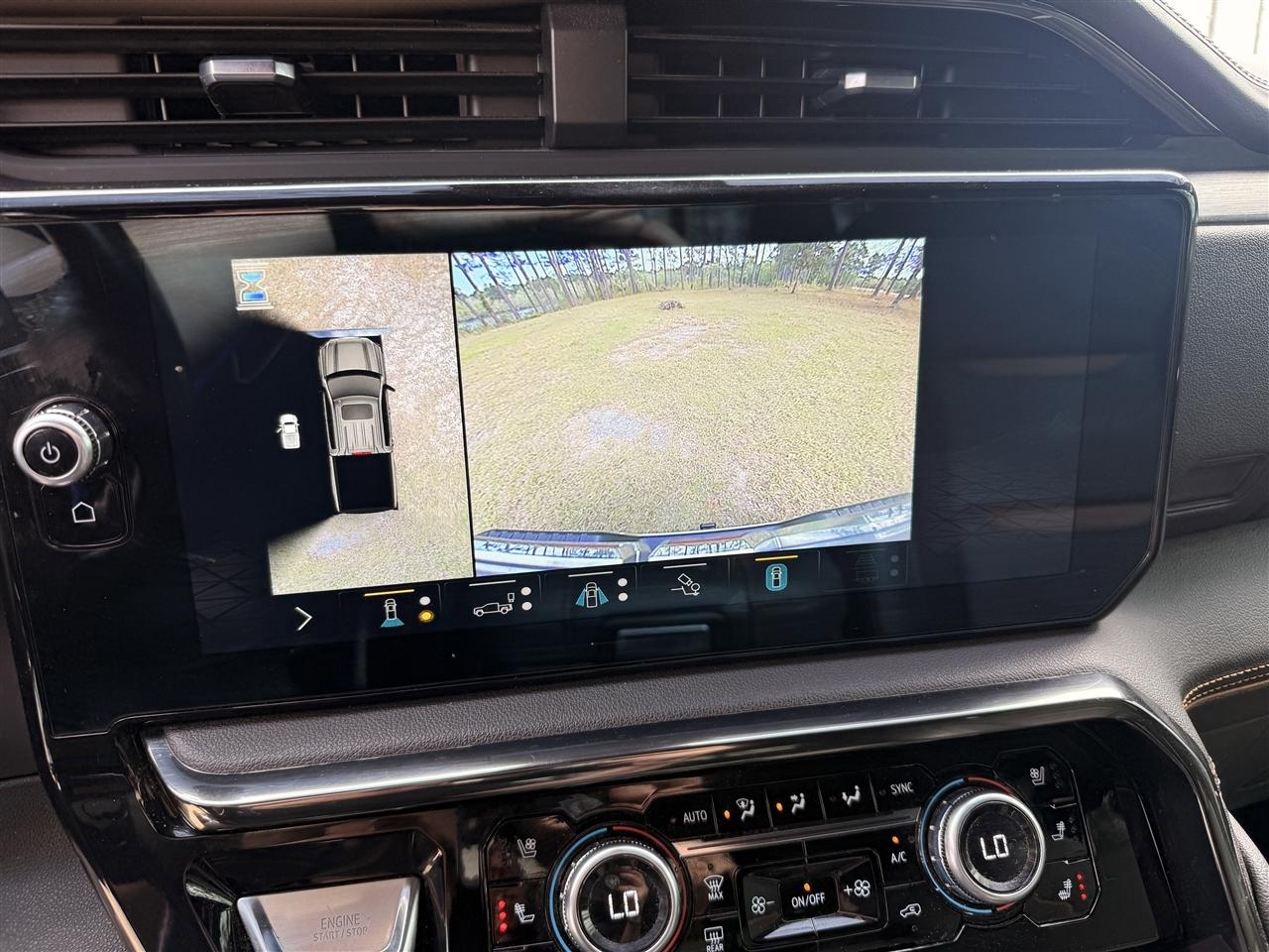 GMC Sierra 1500 4WD Crew Cab 157" AT4 2022