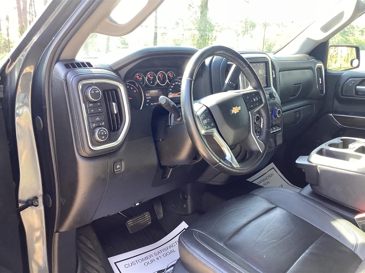 Chevrolet Silverado 1500 4WD Crew Cab 147" LT 2021