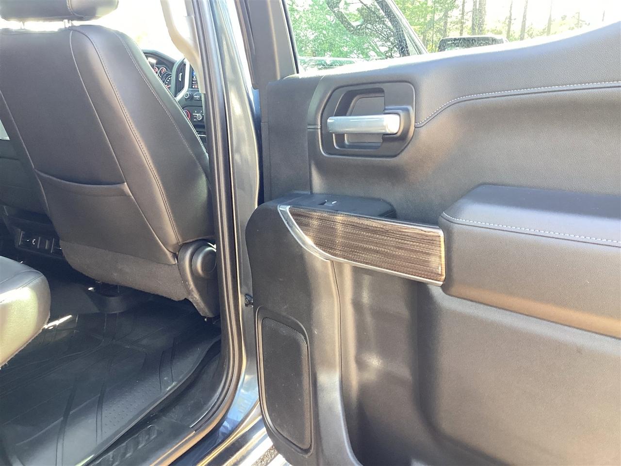 Chevrolet Silverado 1500 4WD Crew Cab 147" LT 2021