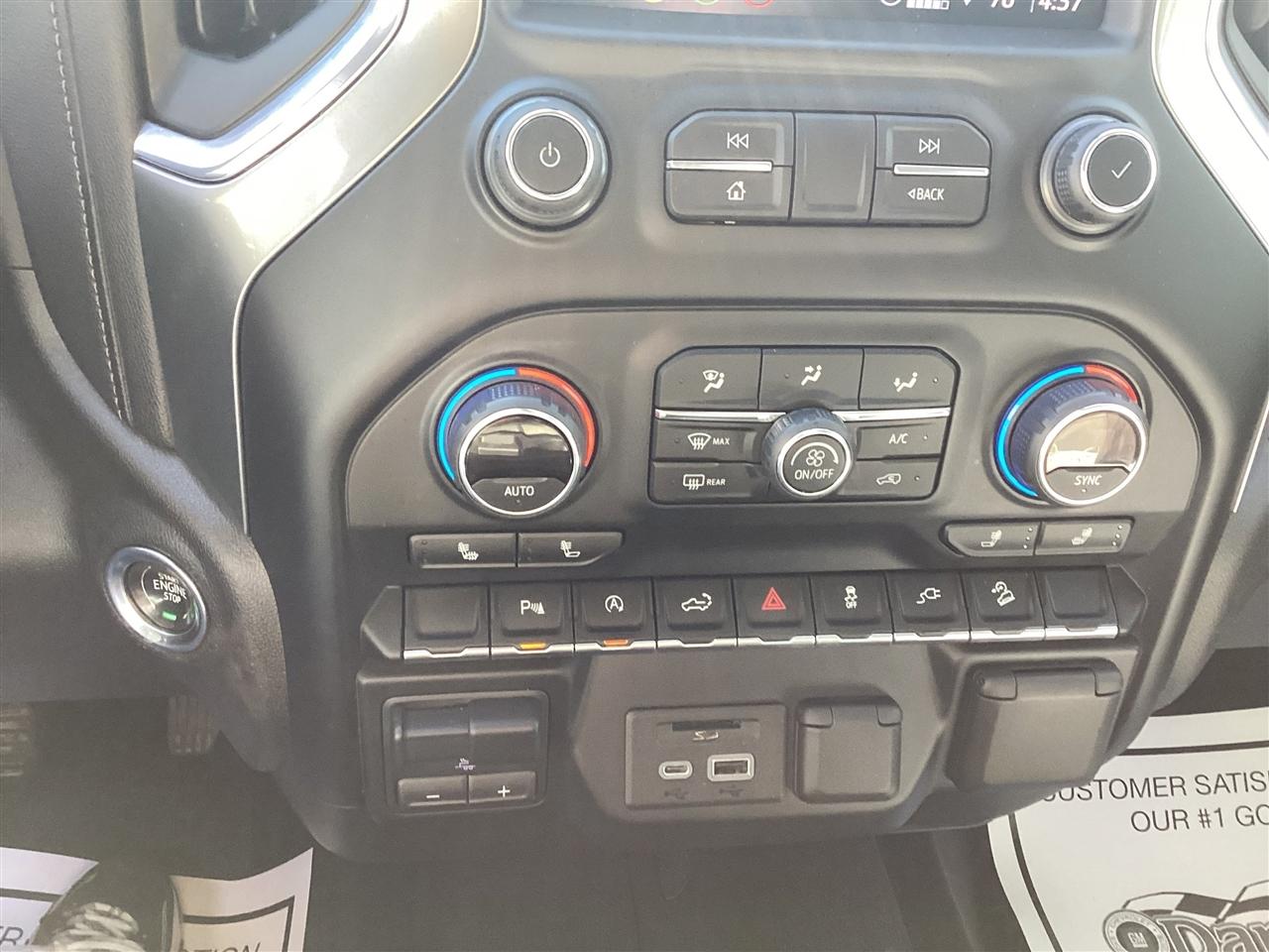 Chevrolet Silverado 1500 4WD Crew Cab 147" LT 2021