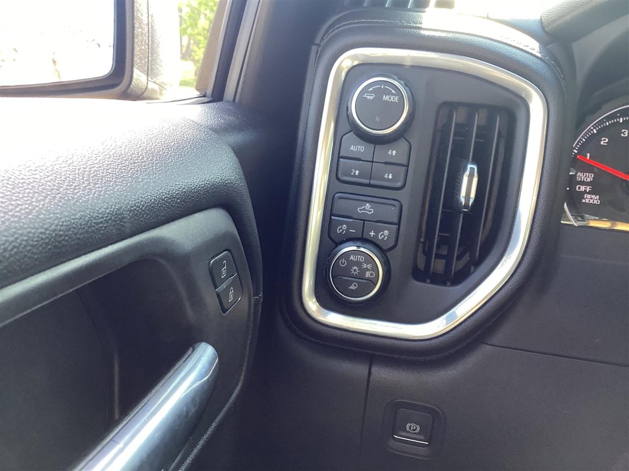 Chevrolet Silverado 1500 4WD Crew Cab 147" LT 2021