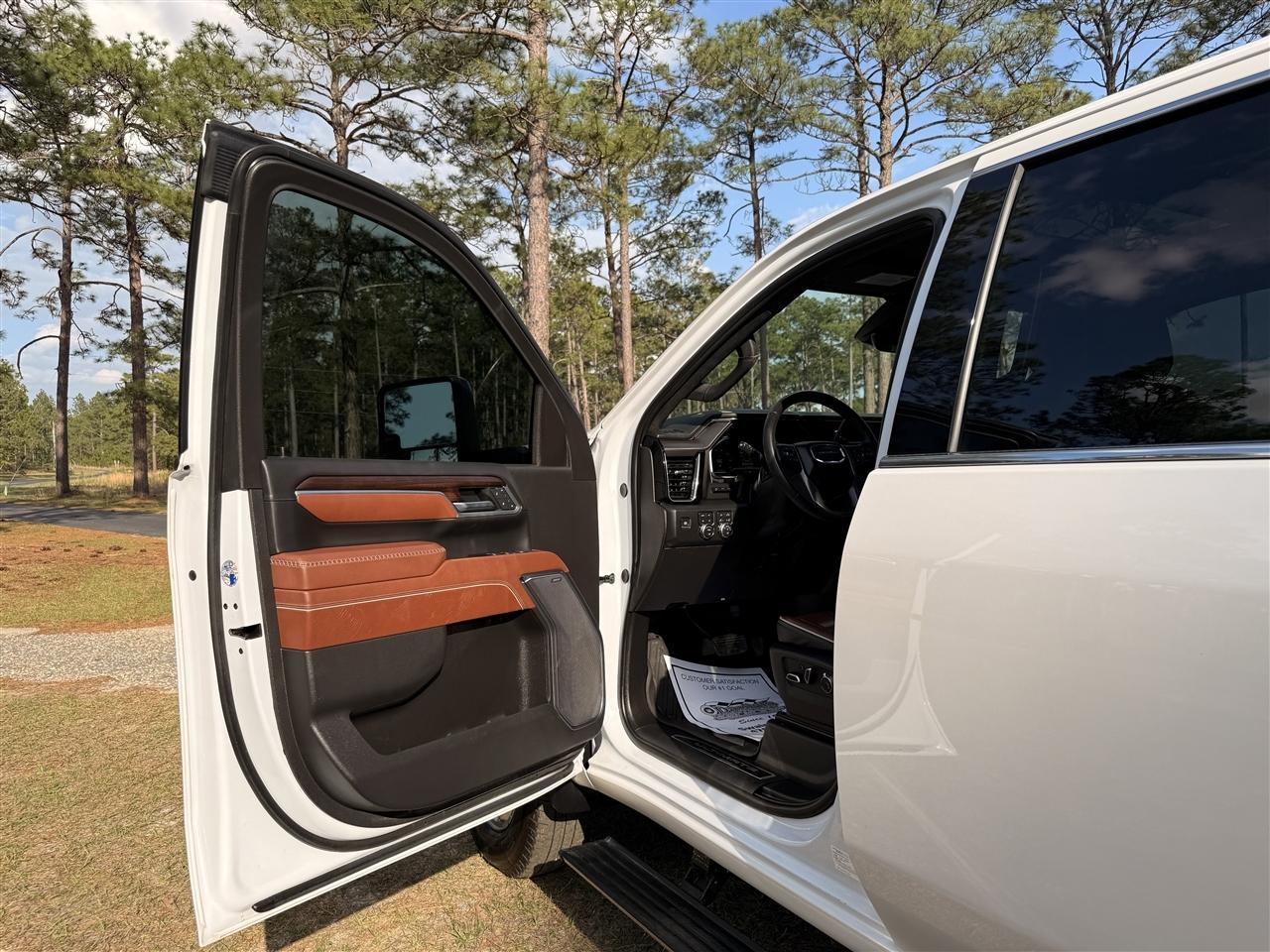 GMC Sierra 3500HD 4WD Crew Cab 172" Denali Ultimate 2025