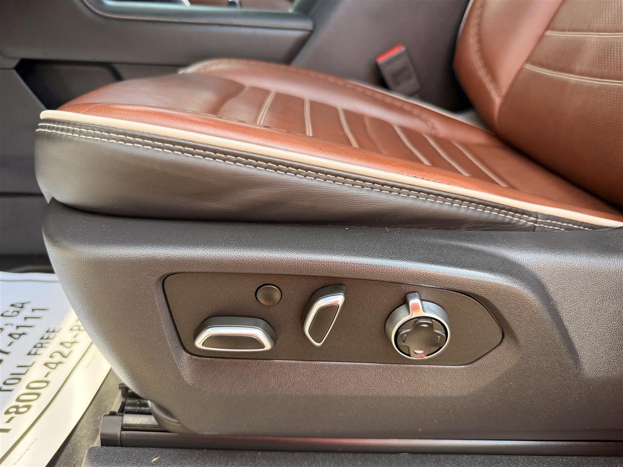 GMC Sierra 3500HD 4WD Crew Cab 172" Denali Ultimate 2025