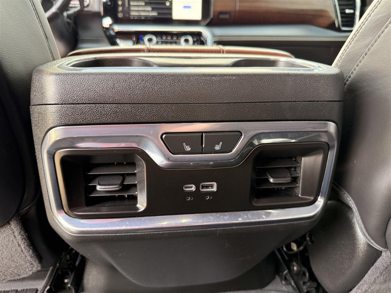 GMC Sierra 3500HD 4WD Crew Cab 172" Denali Ultimate 2025