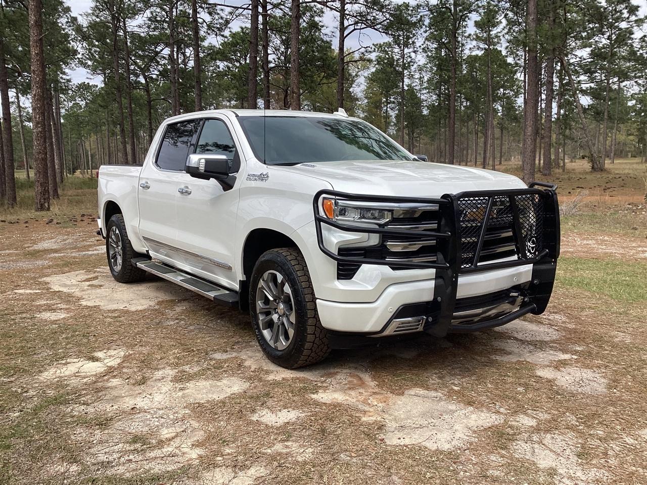 Chevrolet Silverado 1500 4WD Crew Cab 147" High Country 2025