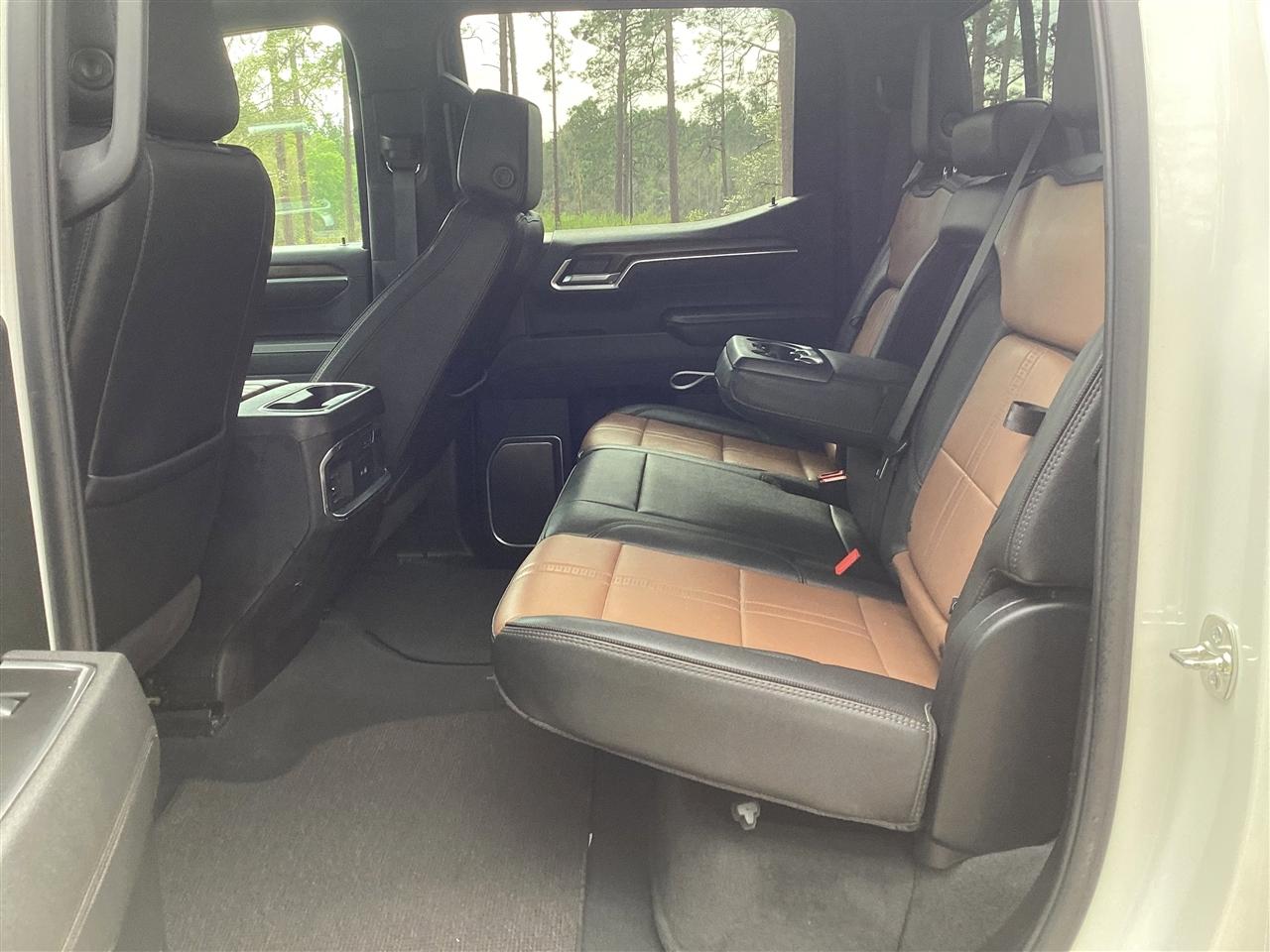 Chevrolet Silverado 1500 4WD Crew Cab 147" High Country 2025