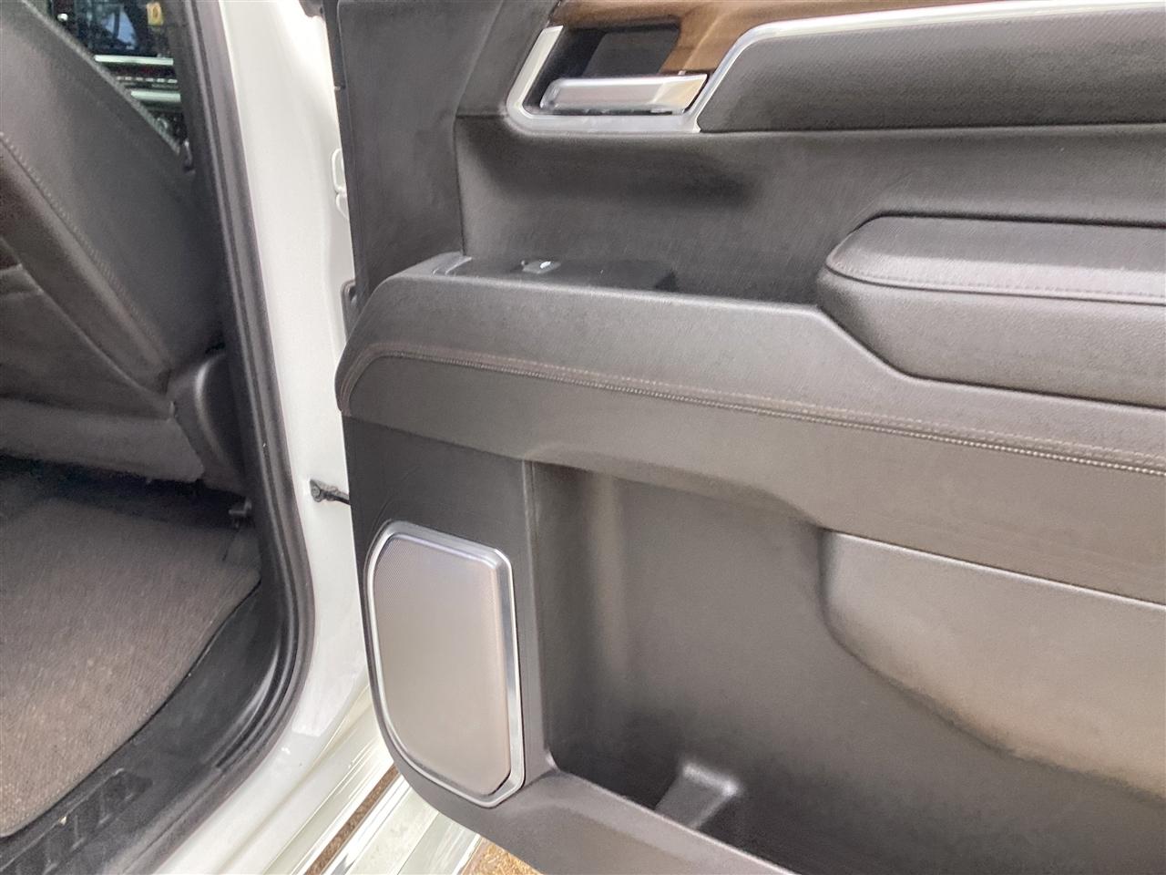 Chevrolet Silverado 1500 4WD Crew Cab 147" High Country 2025