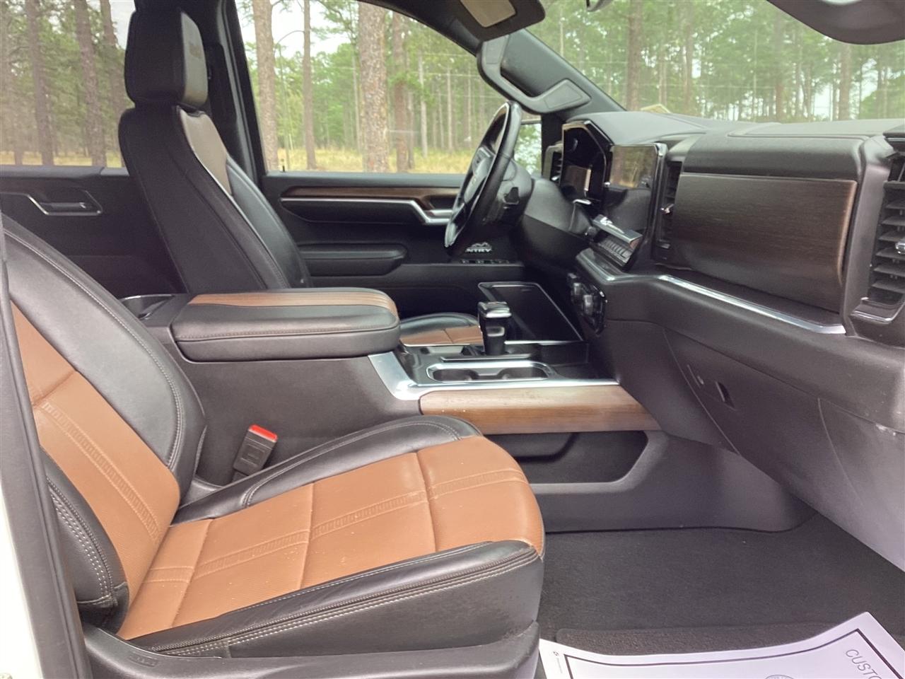 Chevrolet Silverado 1500 4WD Crew Cab 147" High Country 2025