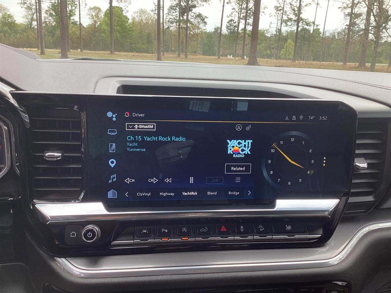 Chevrolet Silverado 1500 4WD Crew Cab 147" High Country 2025