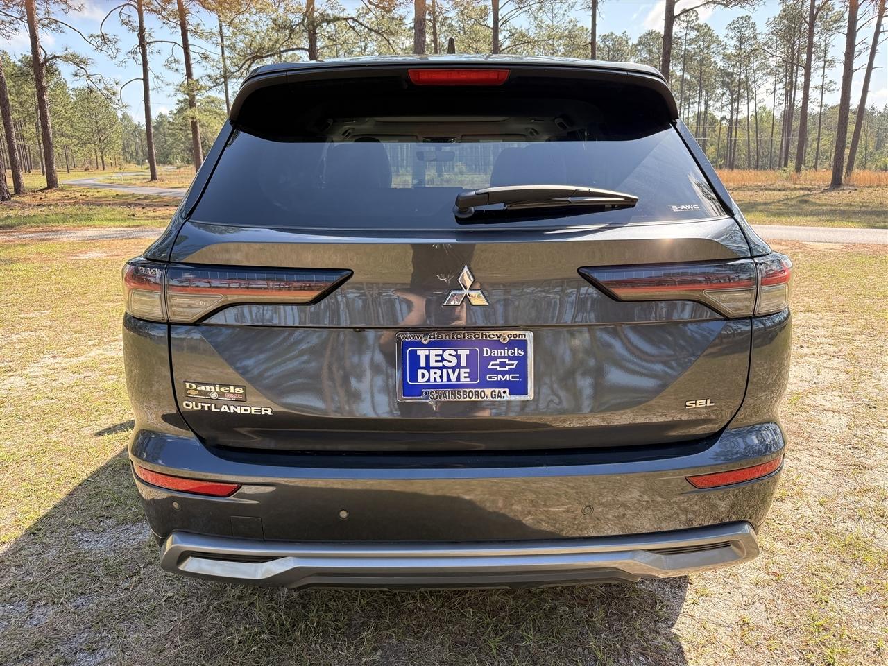 Mitsubishi Outlander Platinum Edition S-AWC 2025