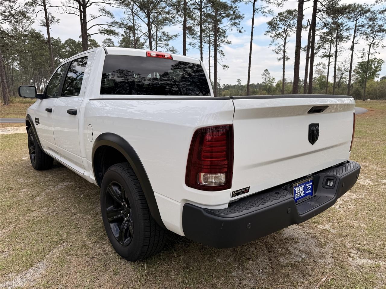 RAM 1500 Classic Warlock 4x2 Crew Cab 5'7" Box 2024