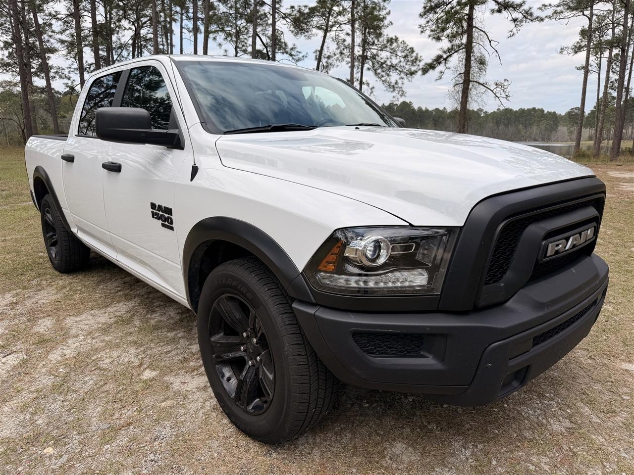 RAM 1500 Classic Warlock 4x2 Crew Cab 5'7" Box 2024