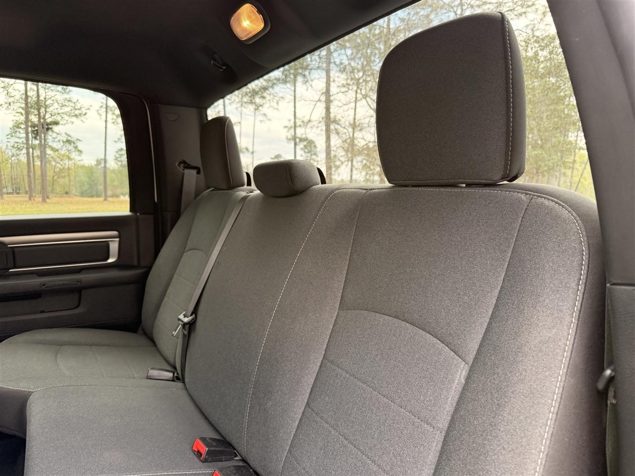 RAM 1500 Classic Warlock 4x2 Crew Cab 5'7" Box 2024