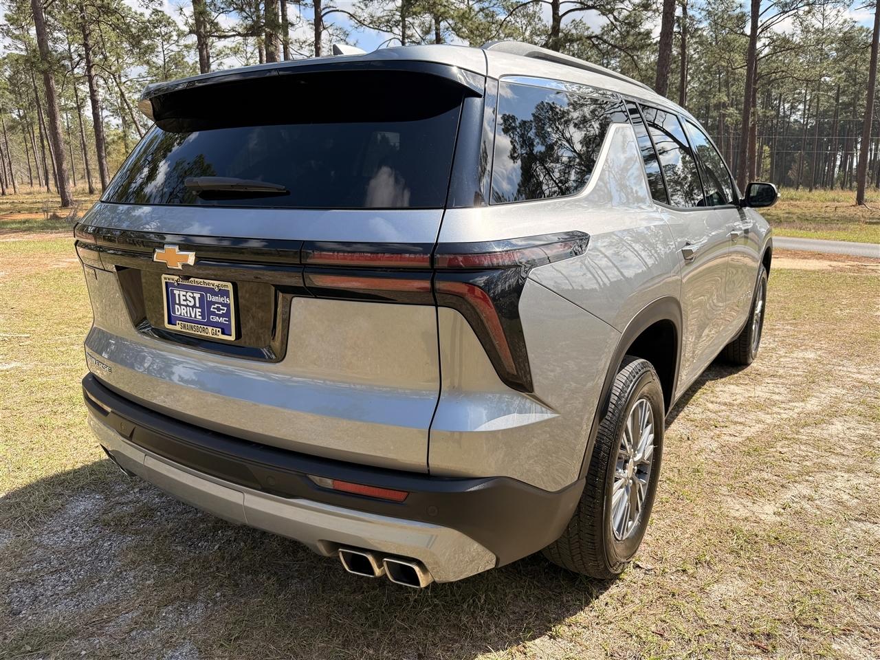 Chevrolet Traverse FWD 4dr LT w/1LT 2025