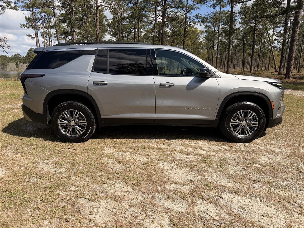 Chevrolet Traverse FWD 4dr LT w/1LT 2025