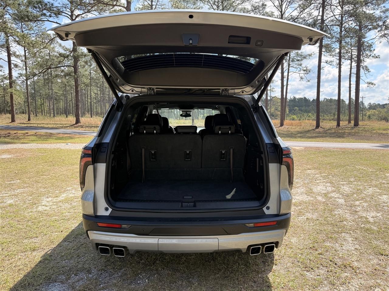 Chevrolet Traverse FWD 4dr LT w/1LT 2025