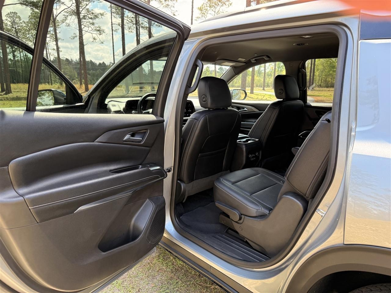 Chevrolet Traverse FWD 4dr LT w/1LT 2025