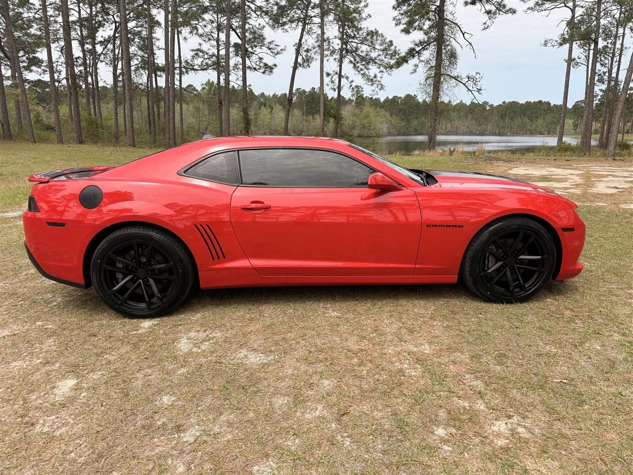 Chevrolet Camaro 2dr Cpe SS w/1SS 2015