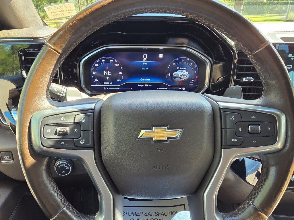 Chevrolet Silverado 1500 2WD Crew Cab 147" LT 2023