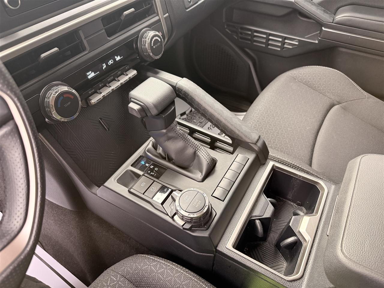 Toyota 4Runner TRD Off Road Premium 4WD (Natl) 2025