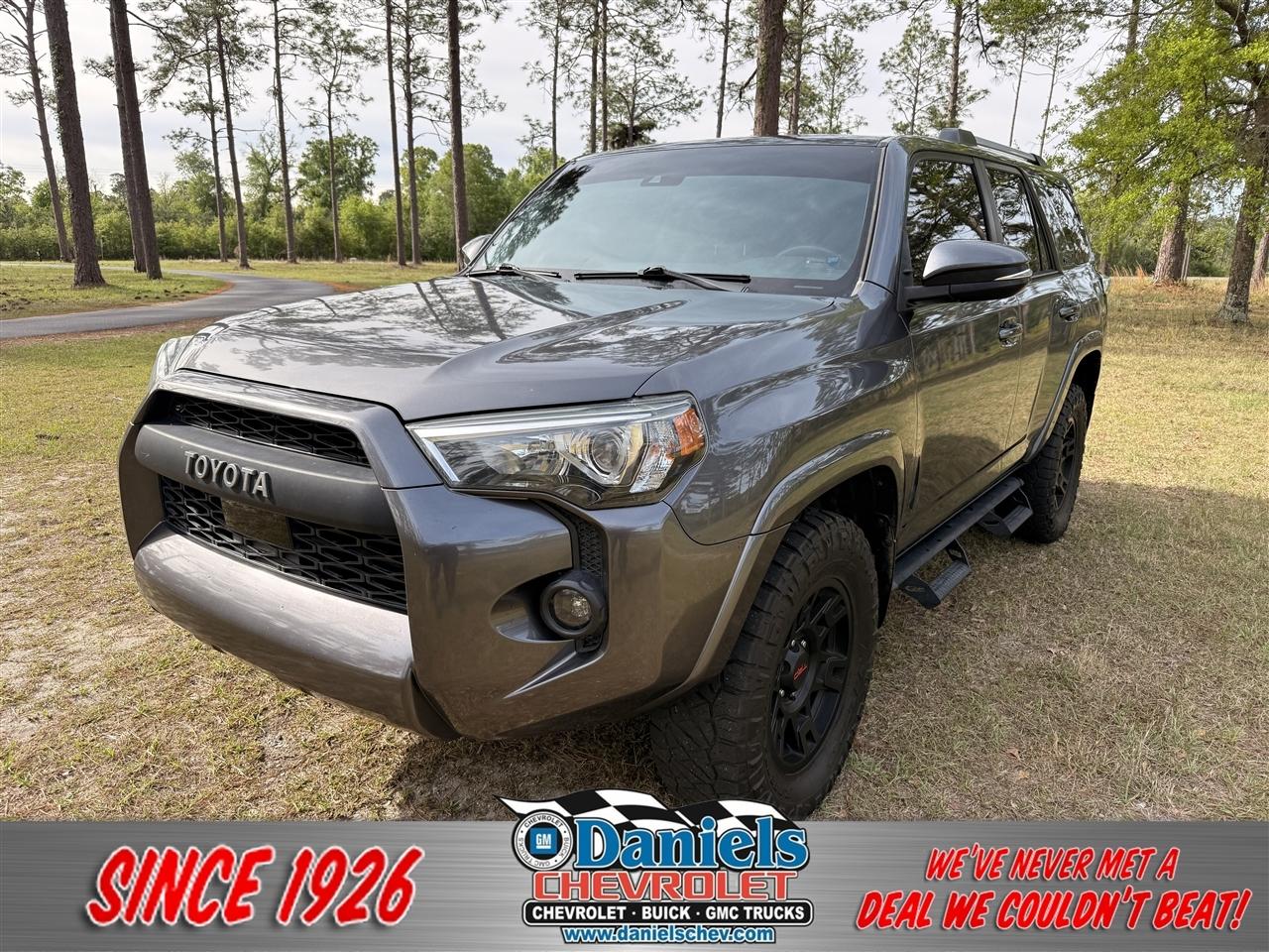 2020 Toyota 4Runner SR5 4WD (Natl)