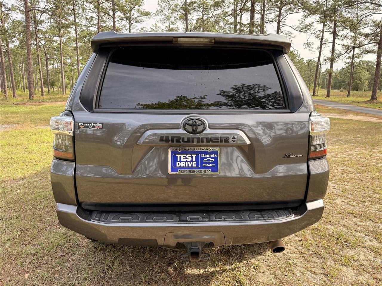 Toyota 4Runner SR5 4WD (Natl) 2020