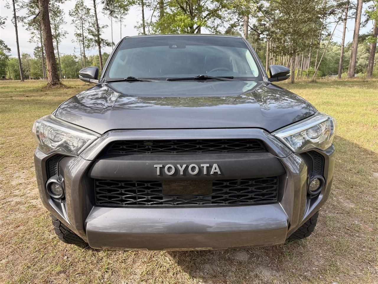 Toyota 4Runner SR5 4WD (Natl) 2020