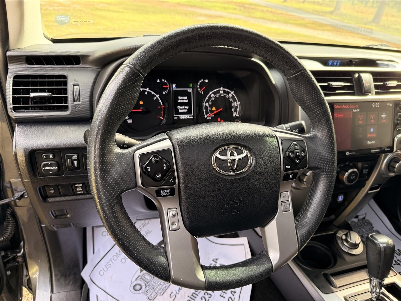 Toyota 4Runner SR5 4WD (Natl) 2020