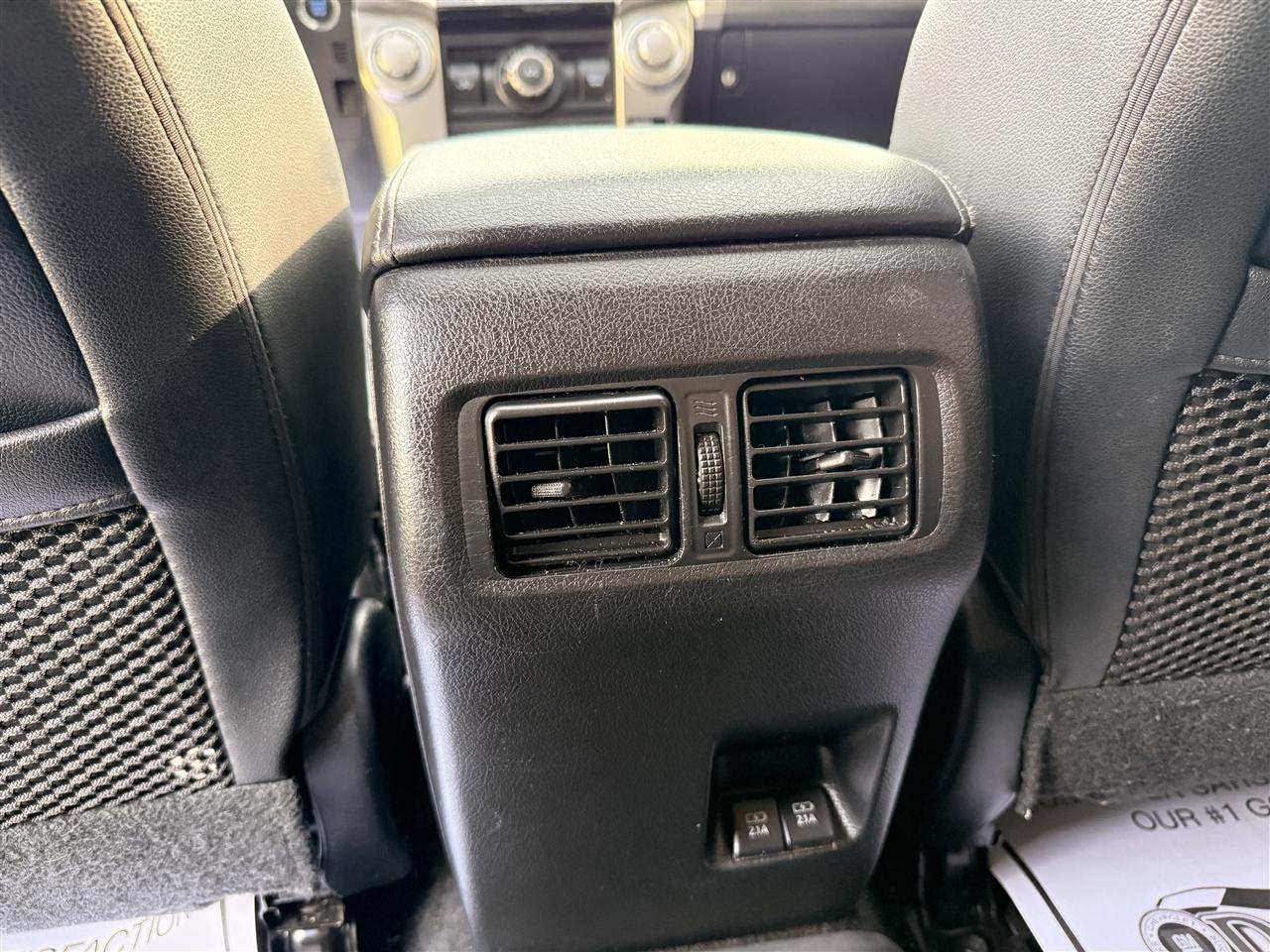 Toyota 4Runner SR5 4WD (Natl) 2020