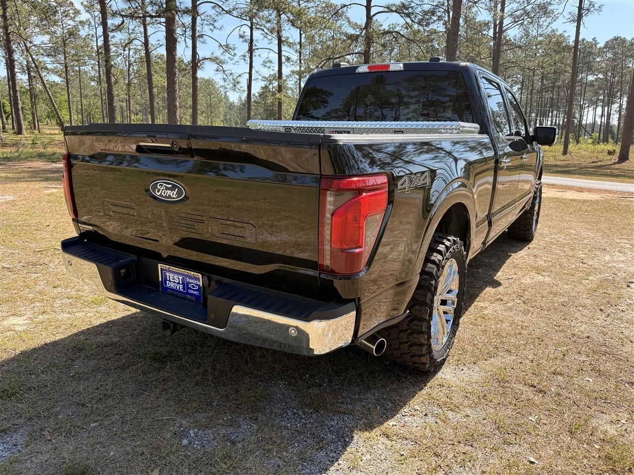 Ford F-150 XLT 4WD SuperCrew 5.5' Box 2024