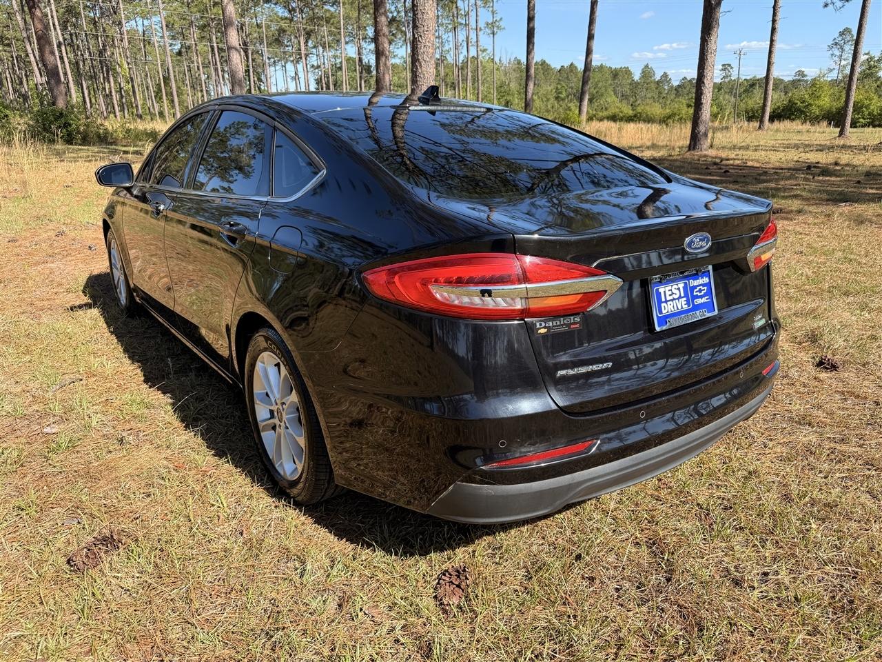 Ford Fusion SE FWD 2020