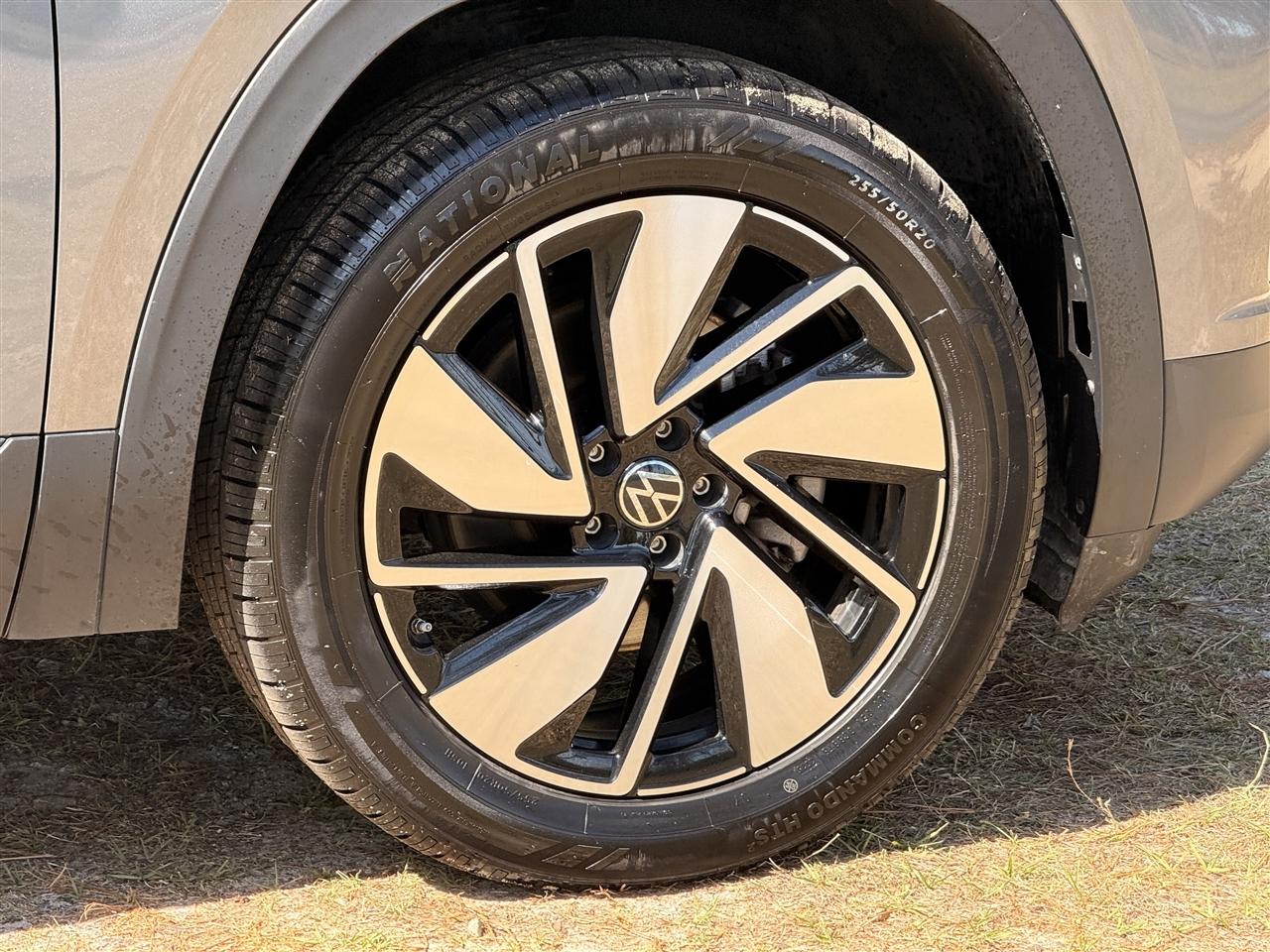 Volkswagen Atlas 2.0T SE w/Technology 4MOTION 2024