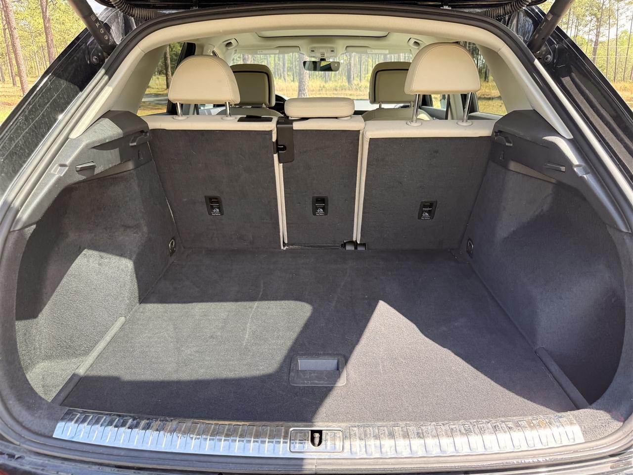 Audi Q3 S line Premium 45 TFSI quattro 2024