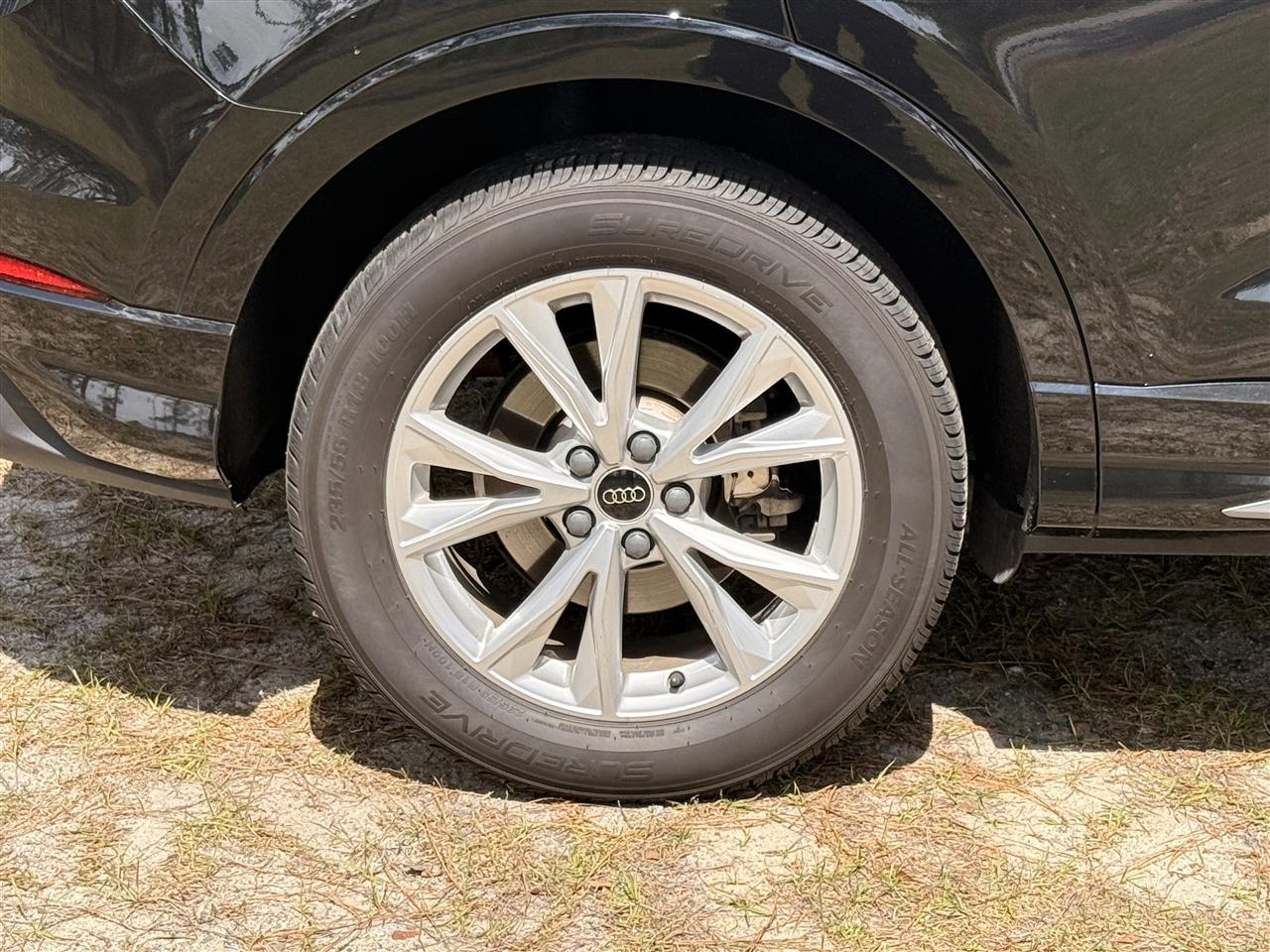 Audi Q3 S line Premium 45 TFSI quattro 2024