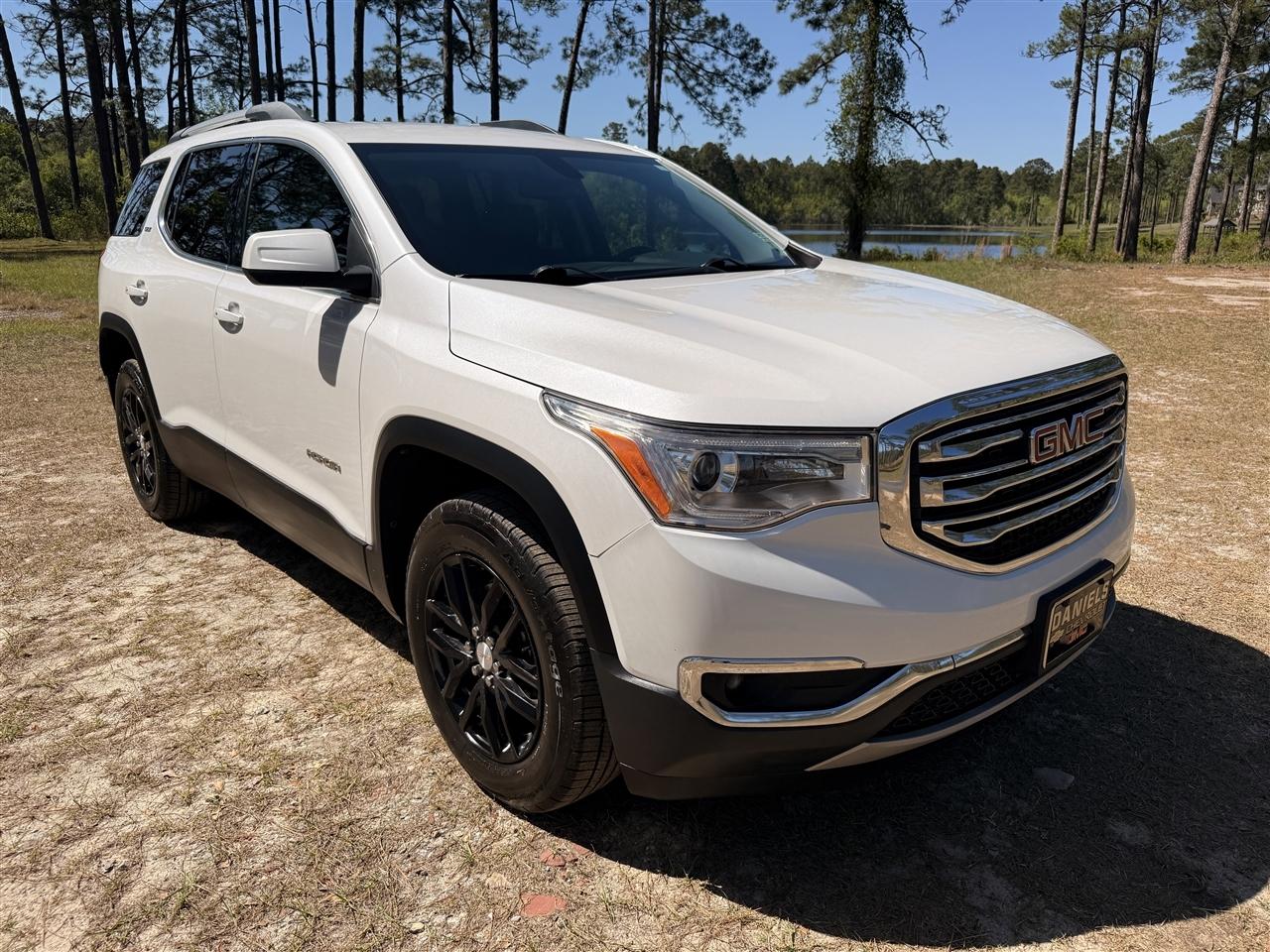 GMC Acadia FWD 4dr SLT w/SLT-1 2019