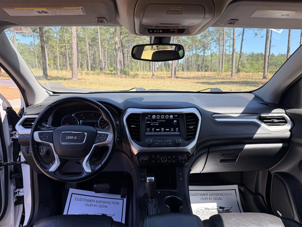 GMC Acadia FWD 4dr SLT w/SLT-1 2019