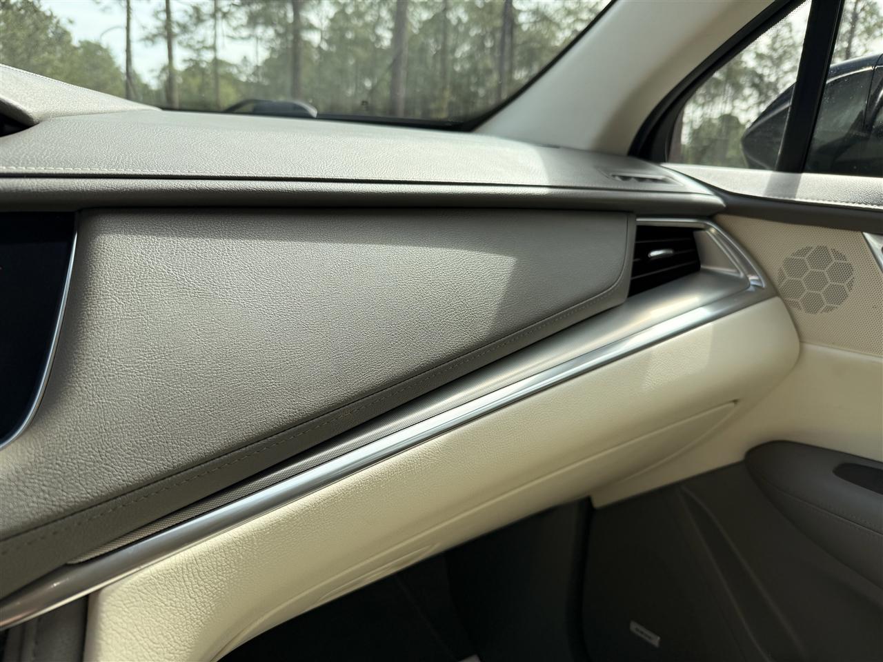 Cadillac XT5 FWD 4dr Luxury 2019