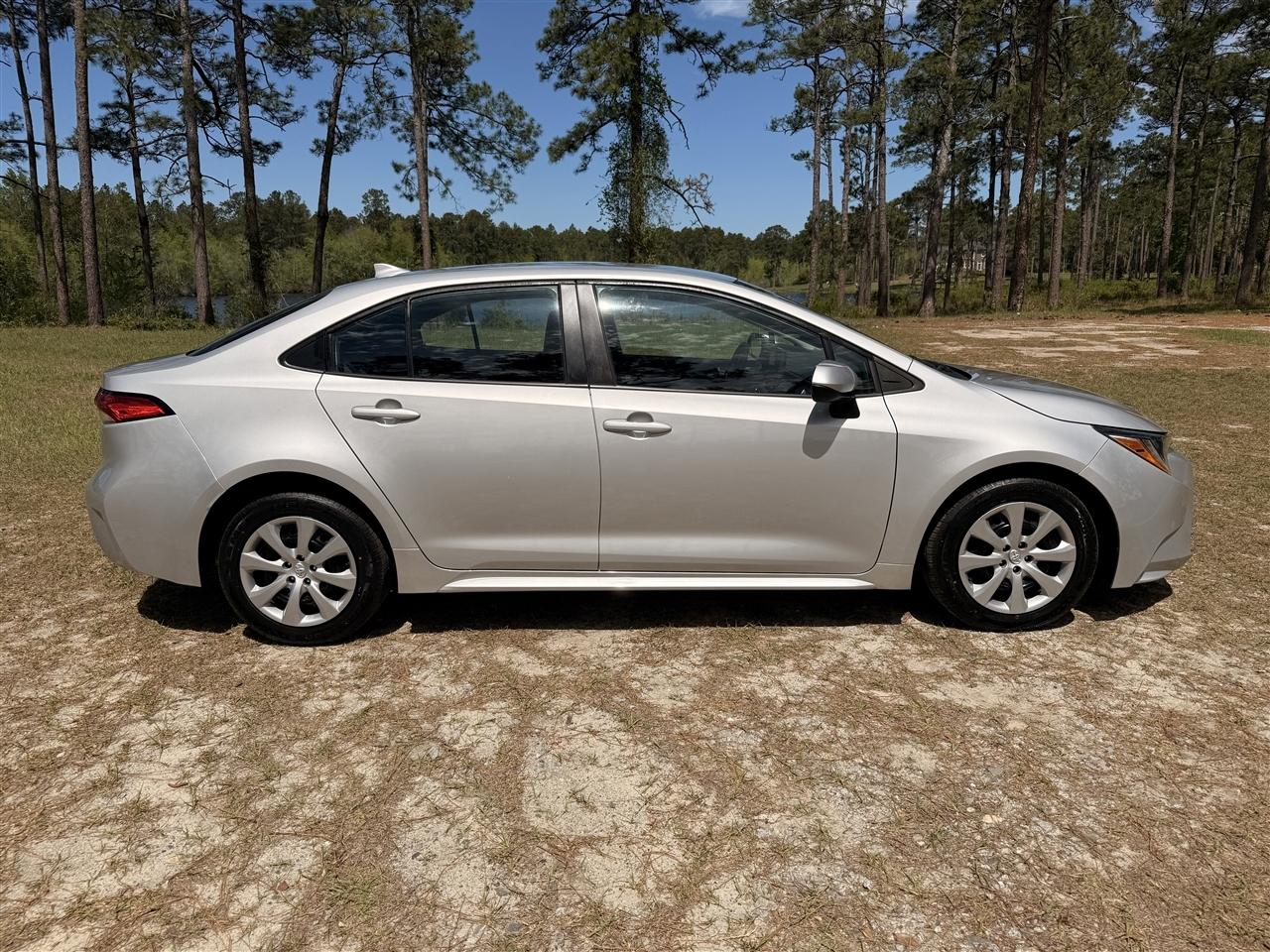 Toyota Corolla LE CVT (Natl) 2023