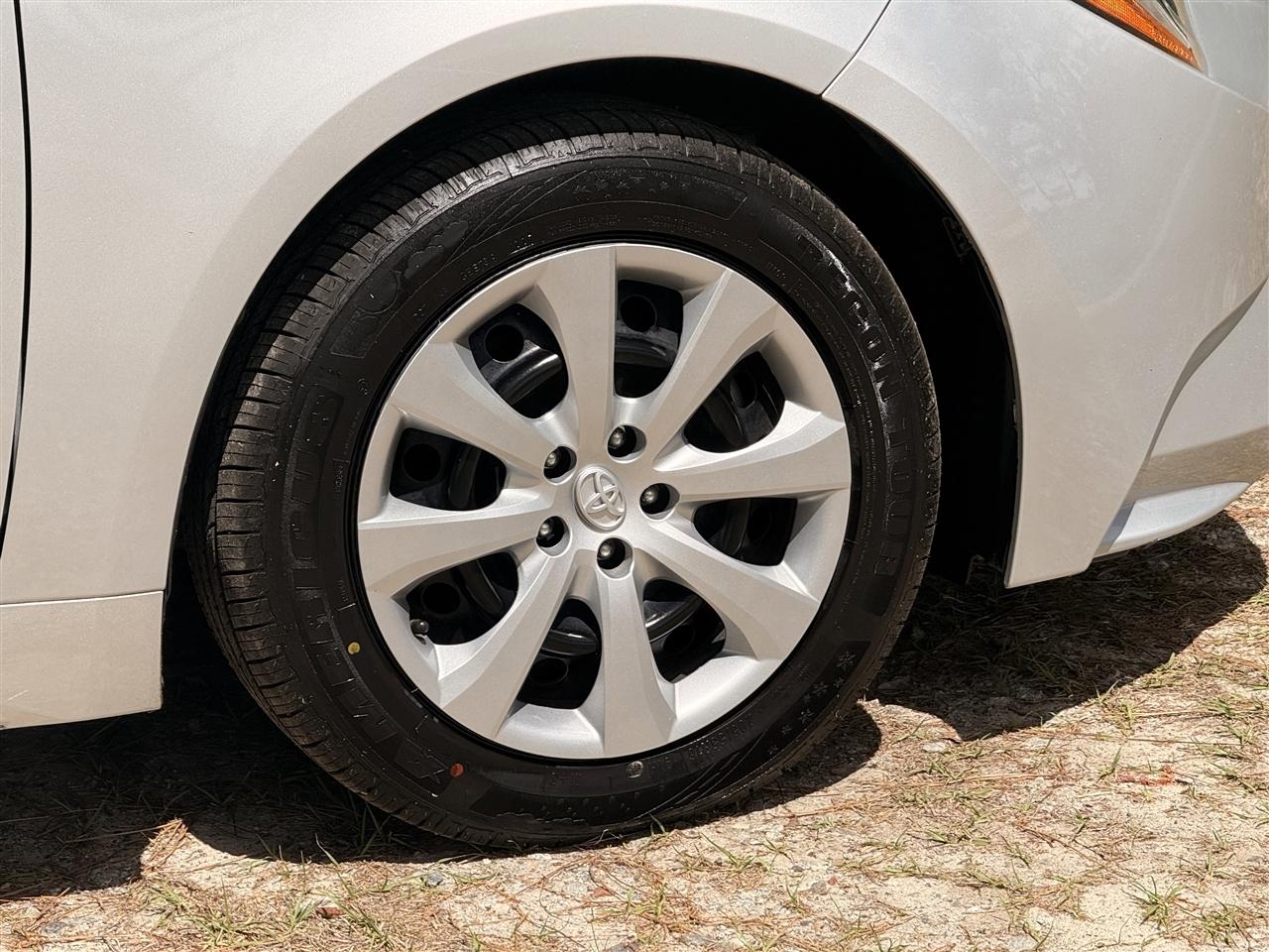 Toyota Corolla LE CVT (Natl) 2023