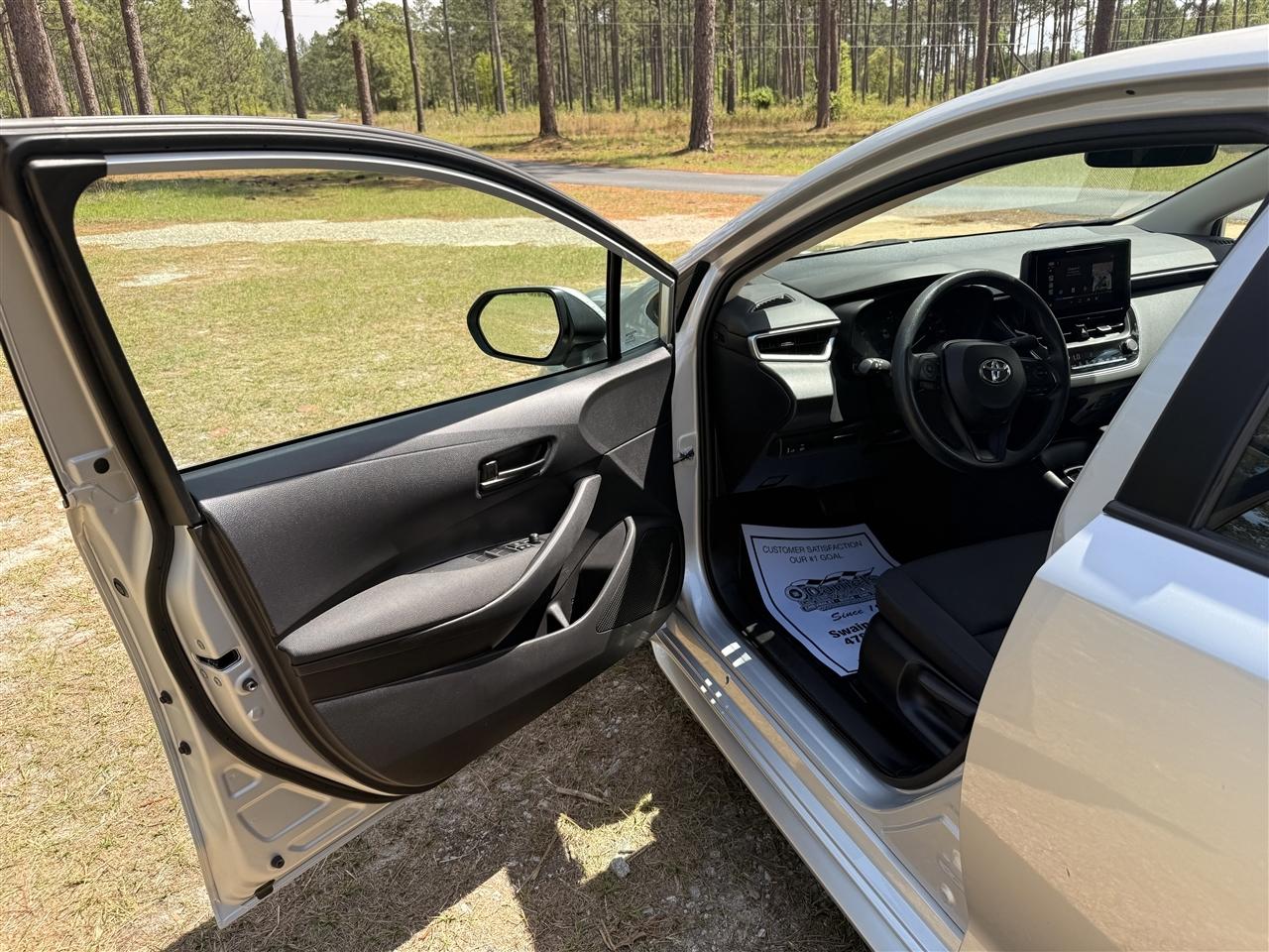 Toyota Corolla LE CVT (Natl) 2023