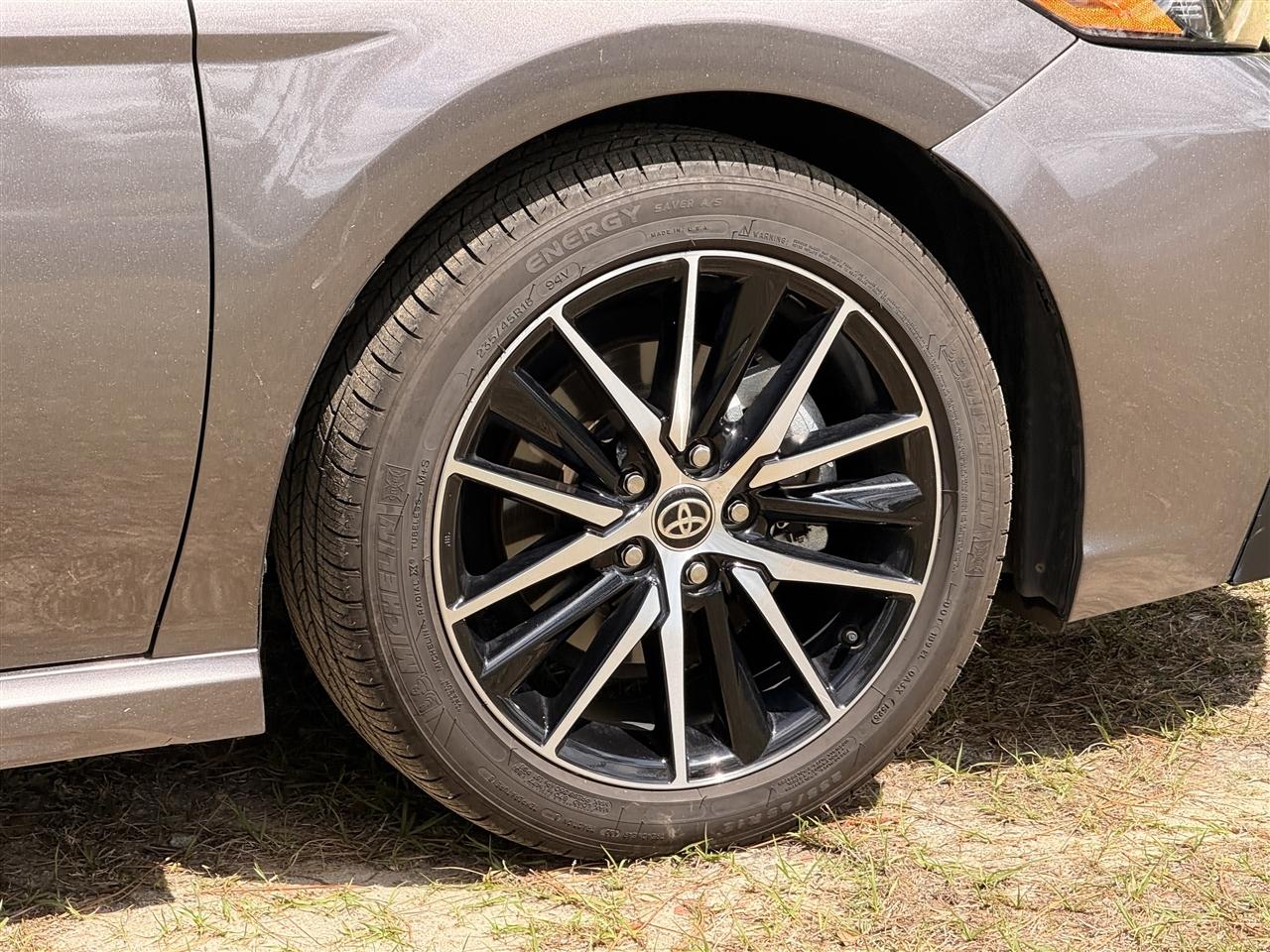 Toyota Camry SE Auto (Natl) 2024