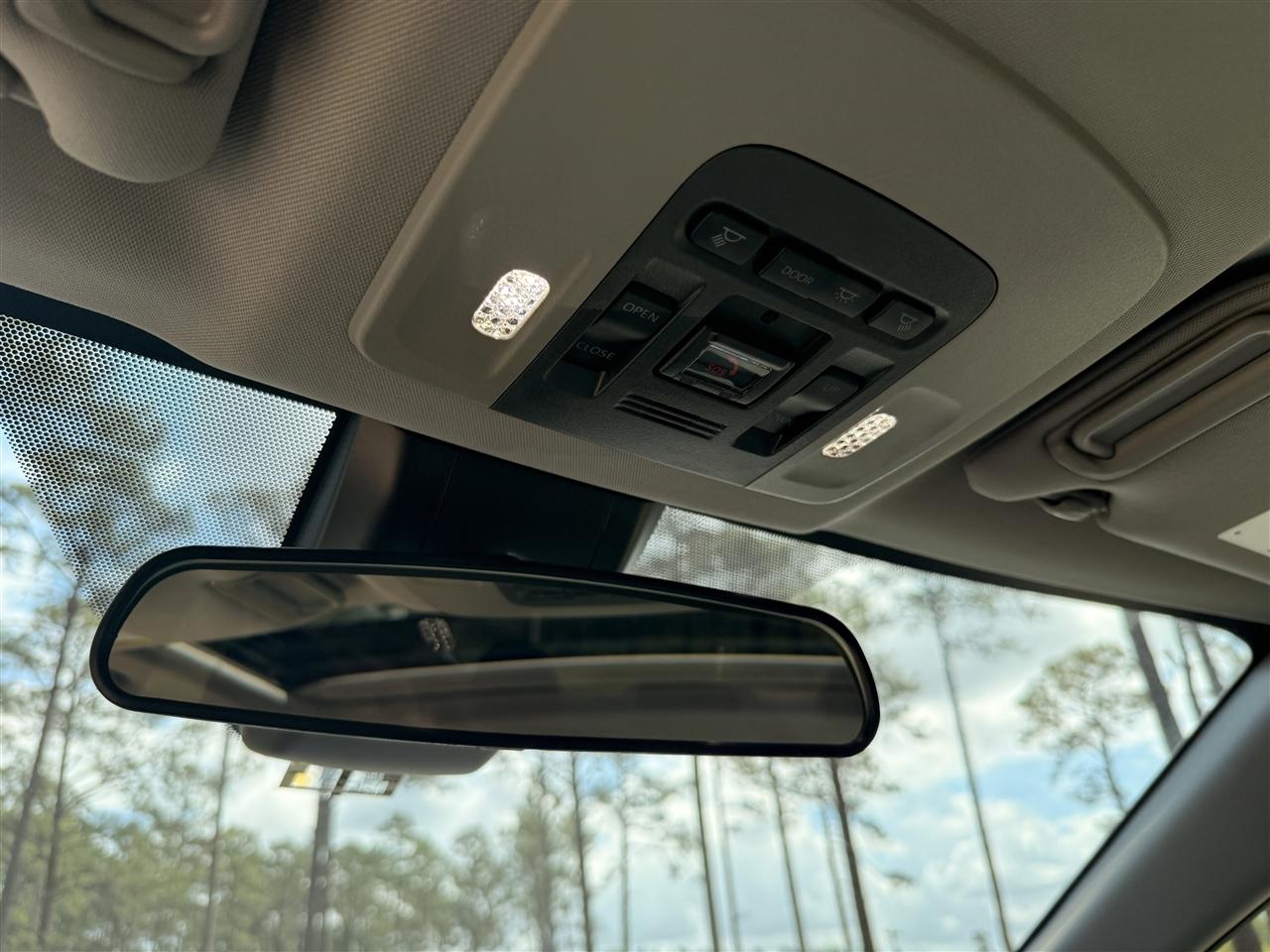 Toyota Camry SE Auto (Natl) 2024