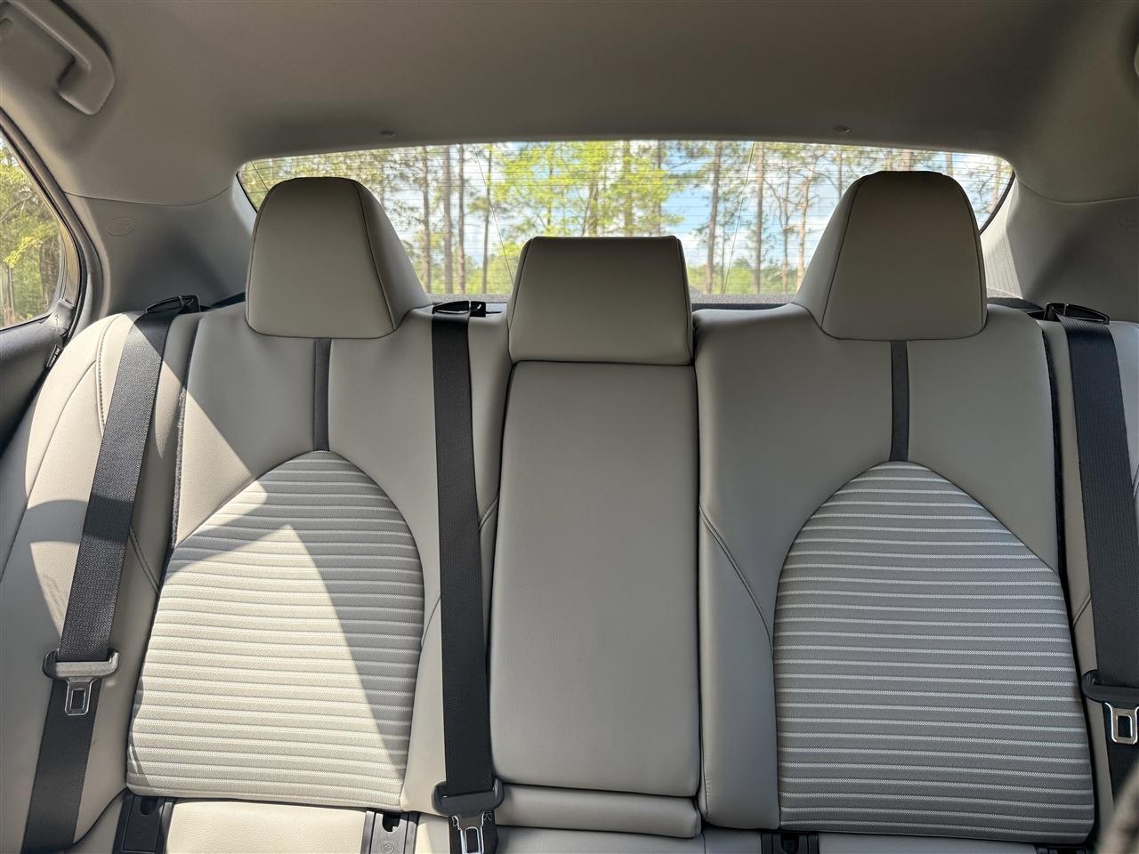 Toyota Camry SE Auto (Natl) 2024