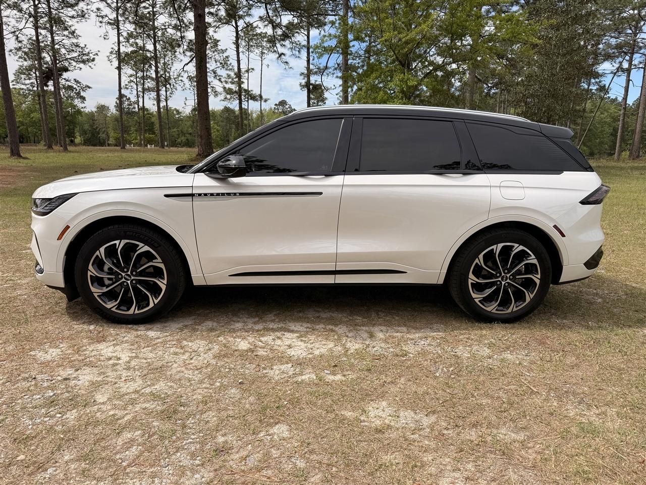 Lincoln Nautilus Reserve AWD 2025