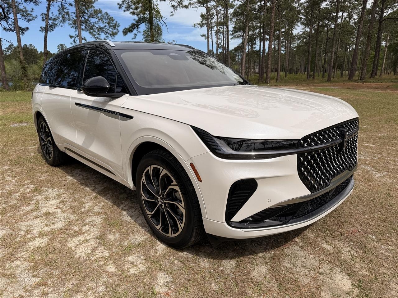 Lincoln Nautilus Reserve AWD 2025