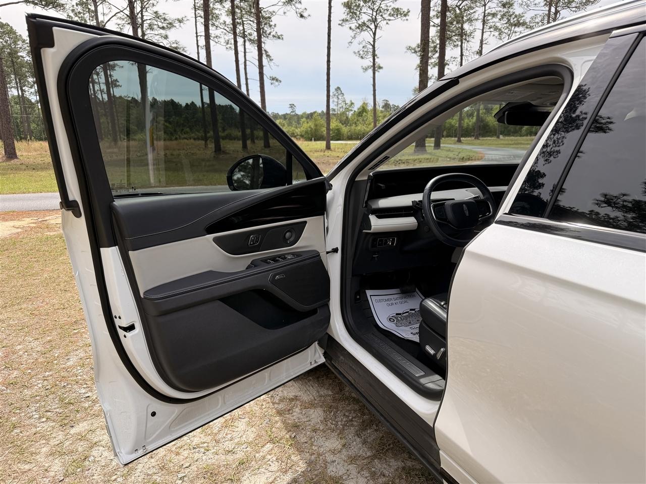 Lincoln Nautilus Reserve AWD 2025