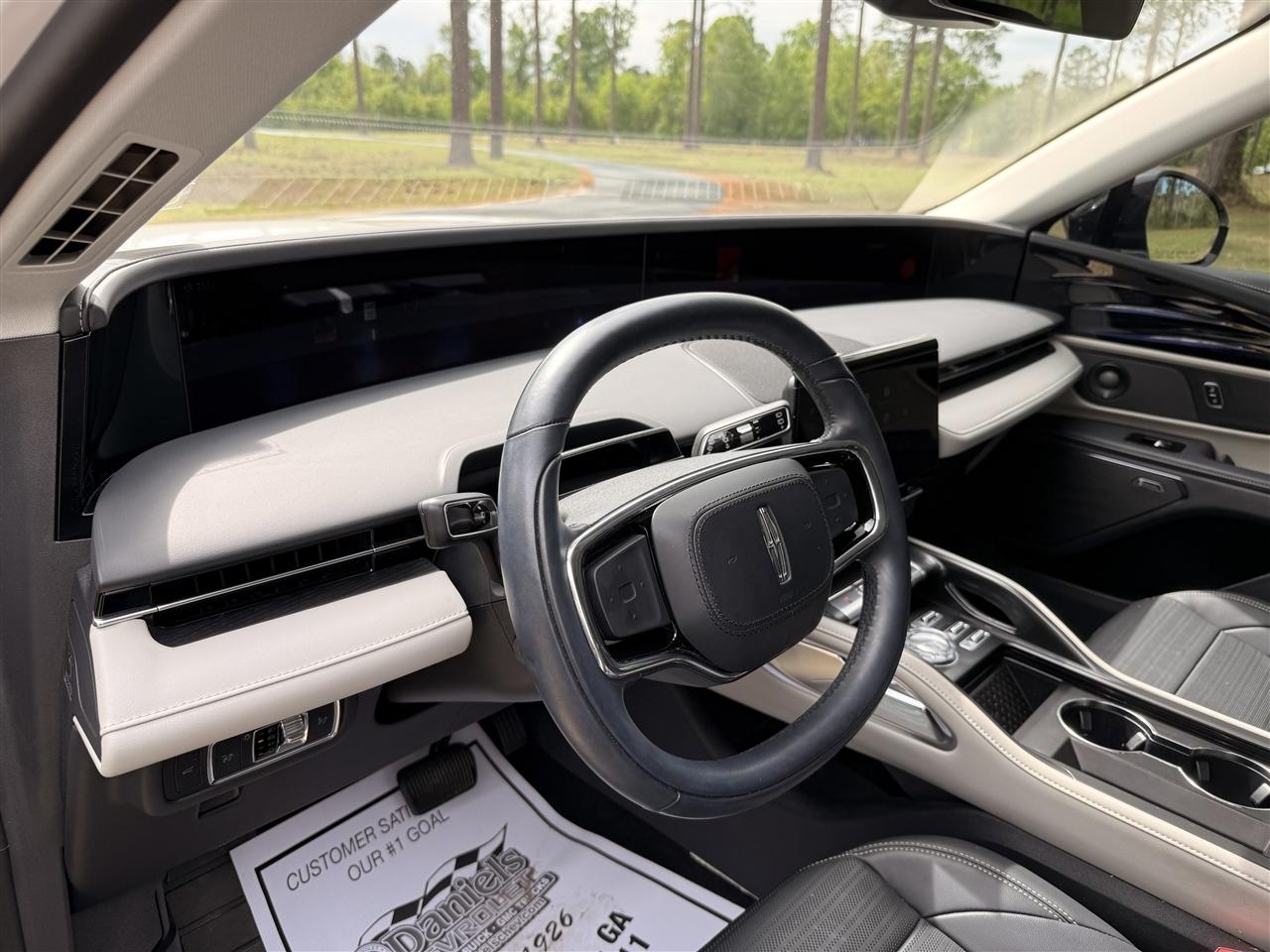 Lincoln Nautilus Reserve AWD 2025