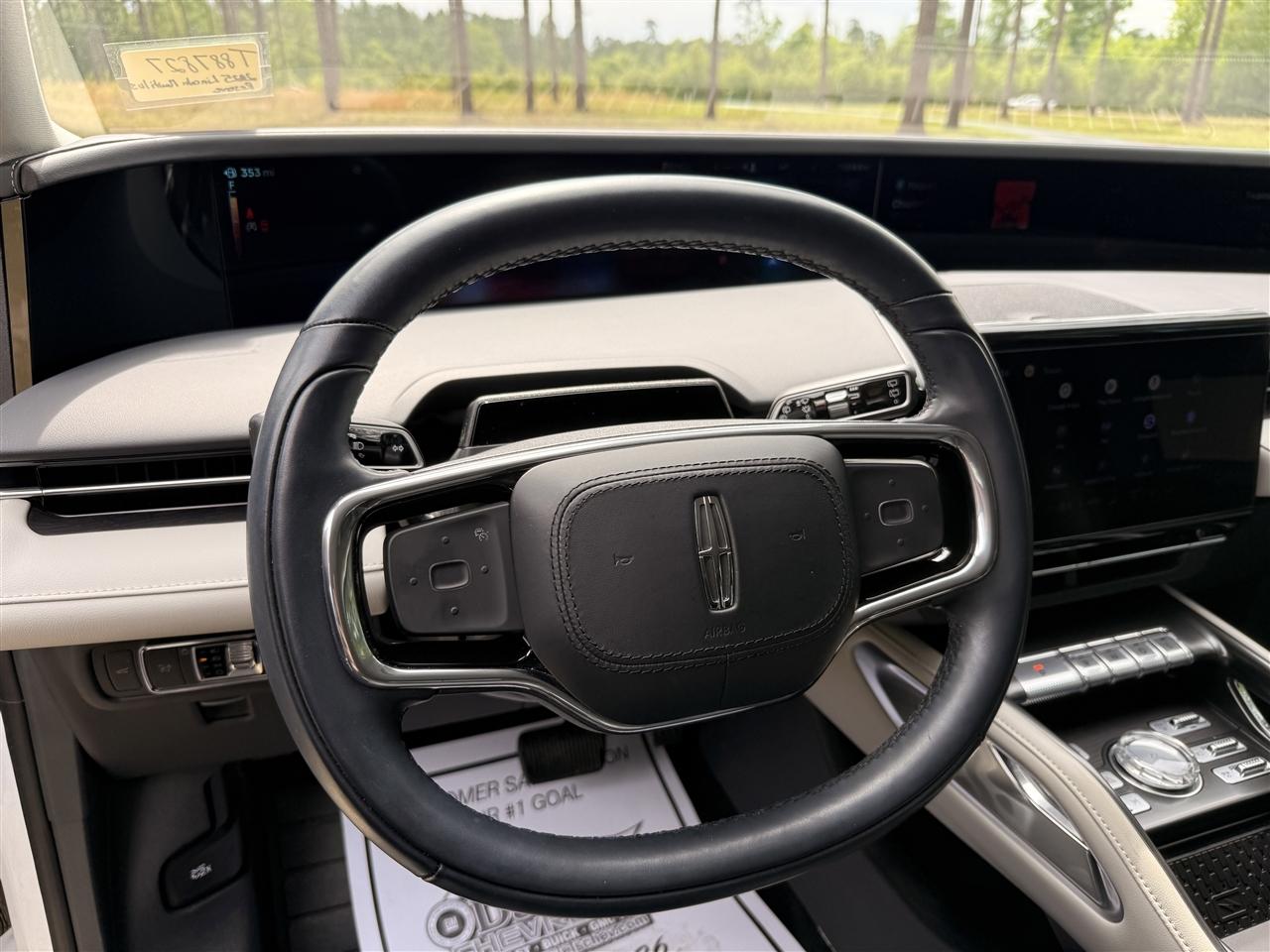 Lincoln Nautilus Reserve AWD 2025